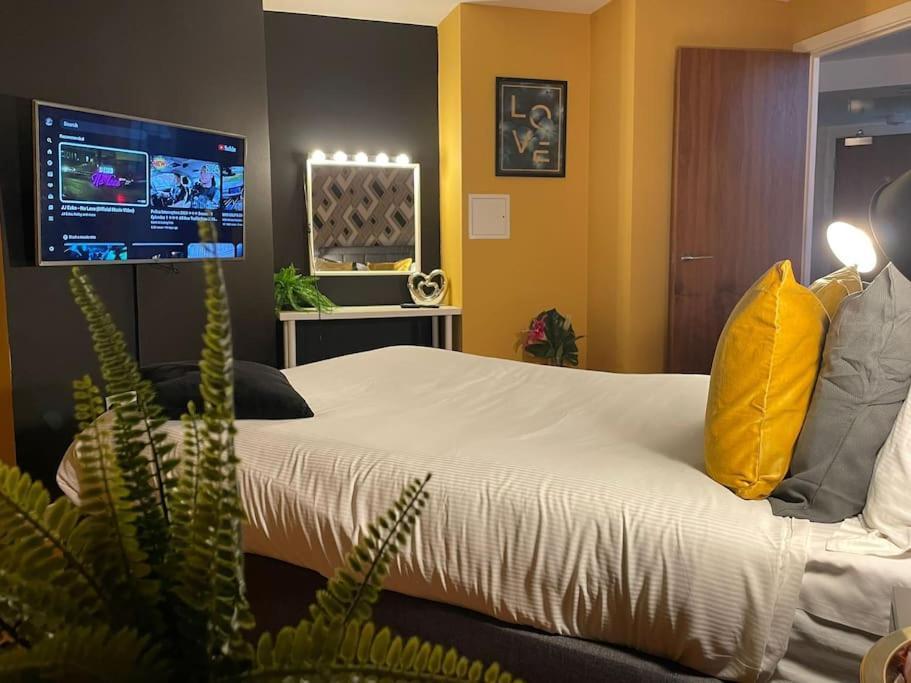 Cosy City Centre Apartment With Parking Birmingham Dış mekan fotoğraf